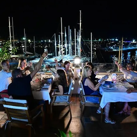 Mets Boutique מרמריס