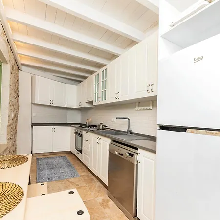 Mets Boutique 3* מרמריס