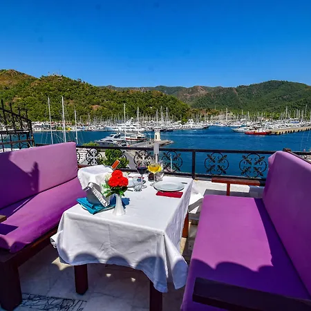 מלון Mets Boutique מרמריס