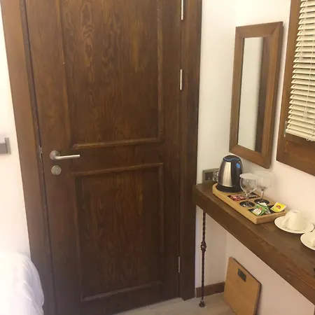 Mets Boutique 3* מרמריס